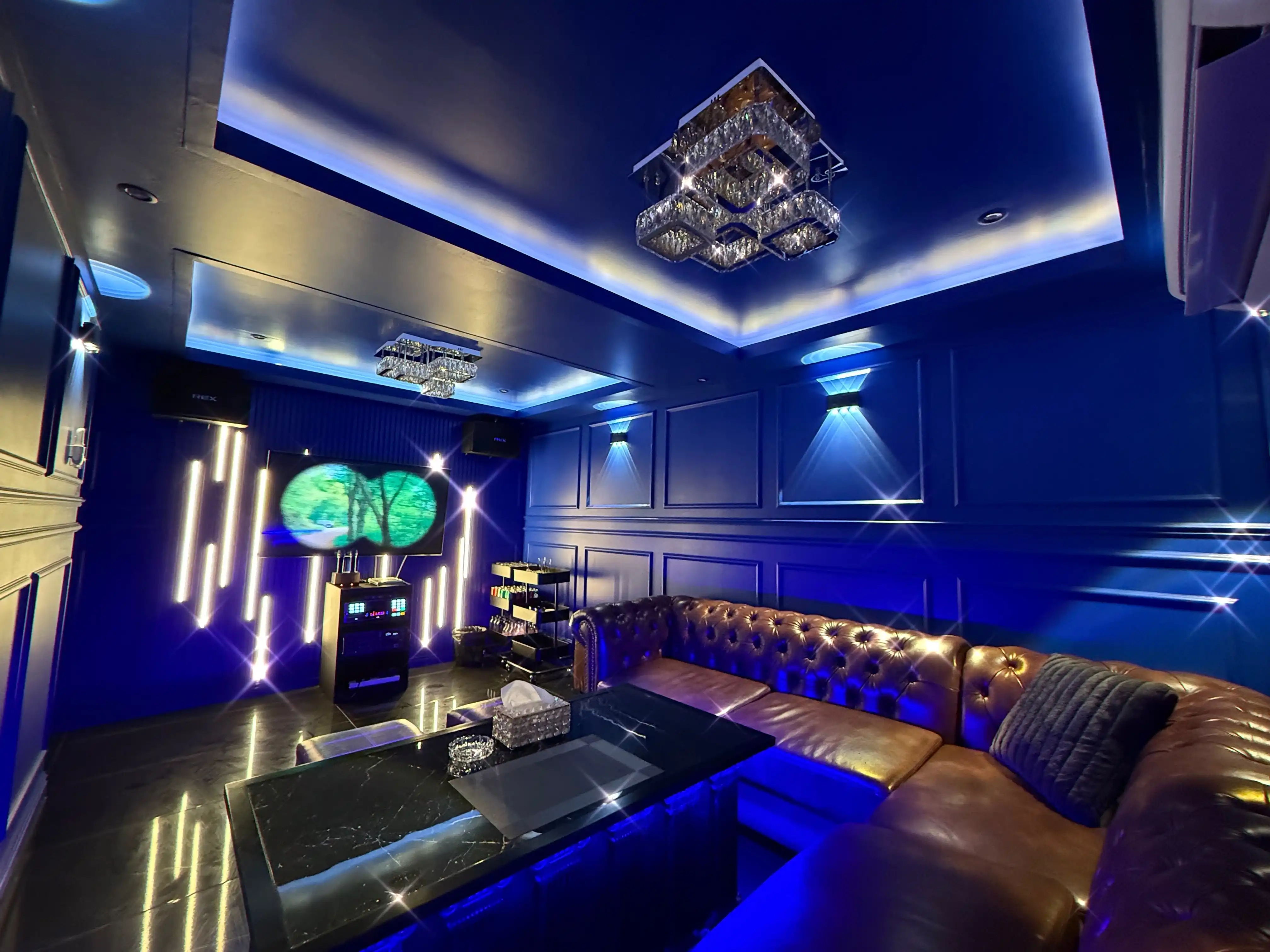 ZEUS private KTV room 3